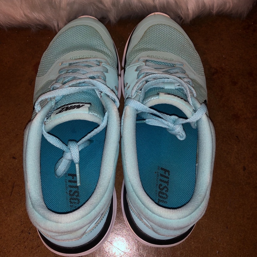 Nike Flex Run - image 4